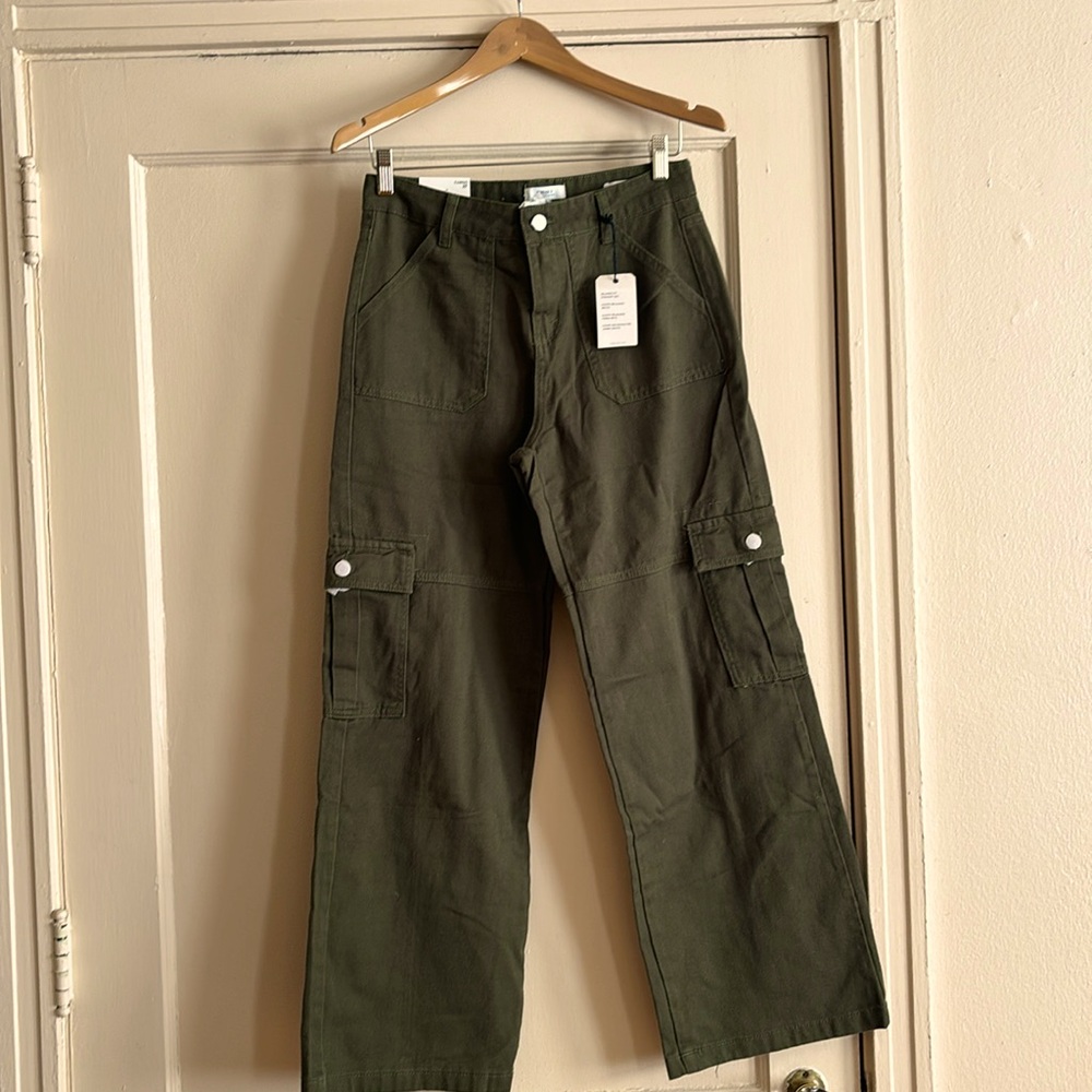 Army green cargo jeans